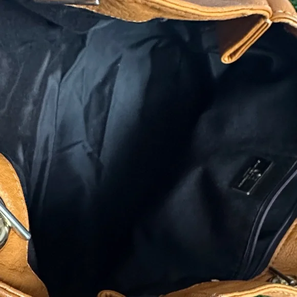 Carolina Herrera Embossed Camel Shoulder Bag - Picture 7 of 10